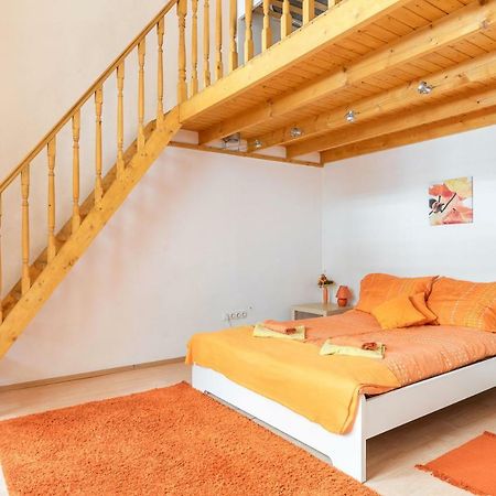 Izabella Home Boedapest Buitenkant foto