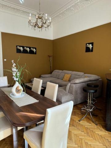 Izabella Home Boedapest Buitenkant foto