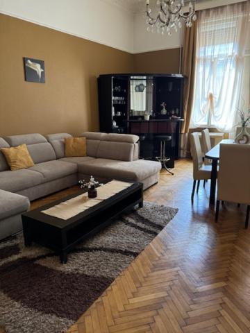 Izabella Home Boedapest Buitenkant foto
