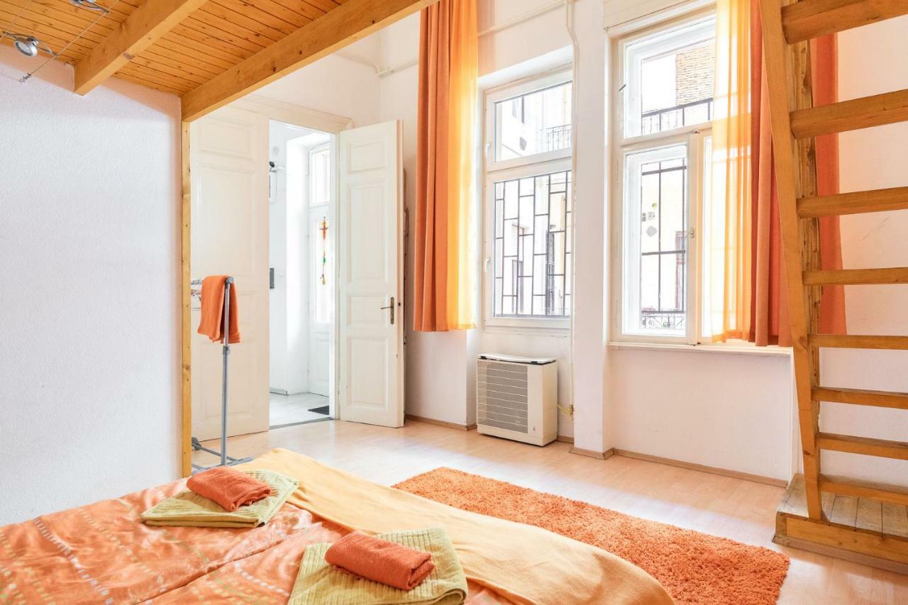 Izabella Home Boedapest Buitenkant foto