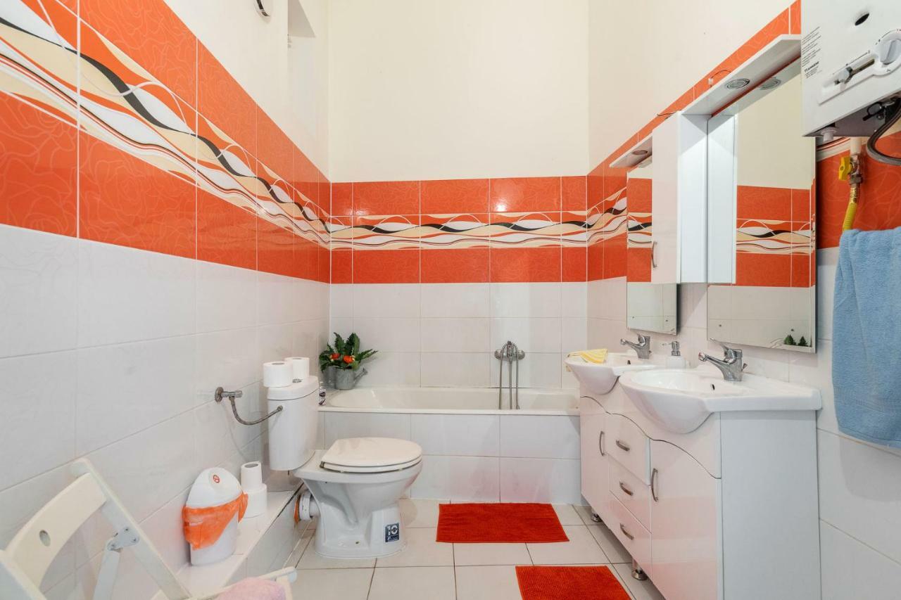 Izabella Home Boedapest Buitenkant foto