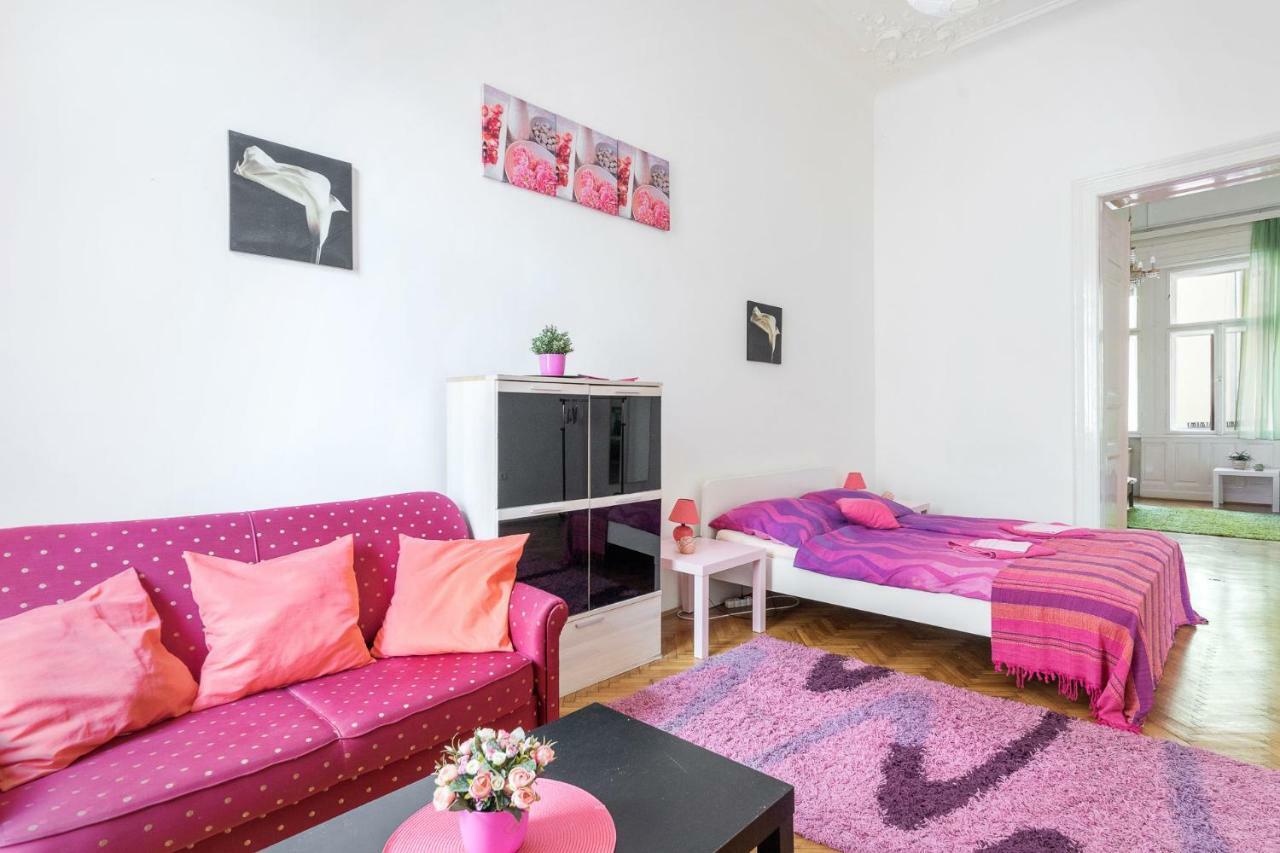 Izabella Home Boedapest Buitenkant foto